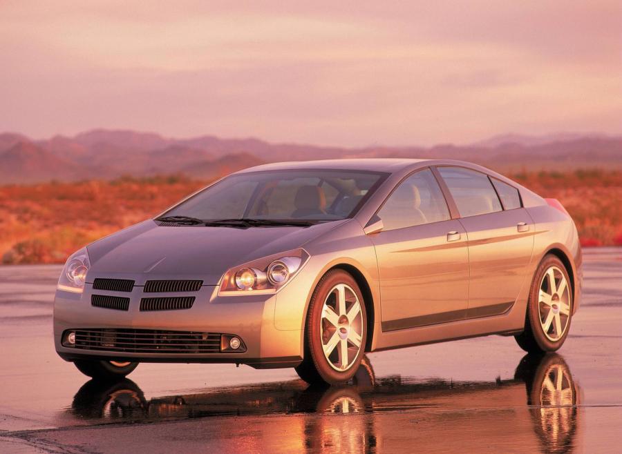  Dodge Intrepid ESX3 Concept 2000 года  (фото 1 из 9)